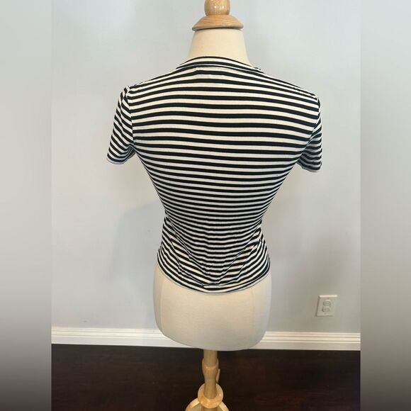 Theory Black & White Women's Classic Tiny Tee Size Small - Picture 3 of 5